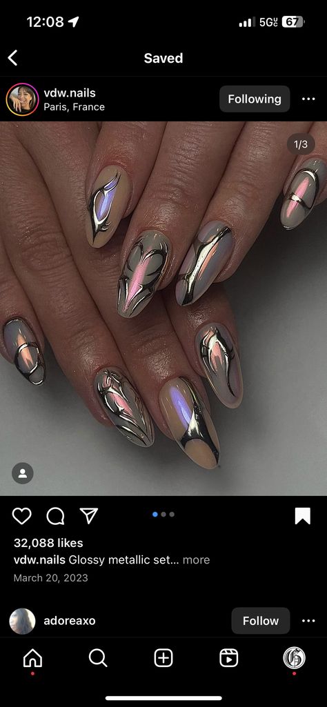 Purple And Metallic Nails, Cat Eye Nails With Chrome, Winter Nails Purple, Purple Metallic Nails, Chrome Nails Purple, Nude Cat Eye Nails, Pearl Chrome Nails, Black Chrome Nails, Purple Chrome Nails