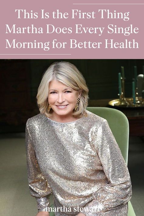 Martha Stewart shares the one thing she always does as soon as she wakes up, and it's not to pour a cup of coffee! Add her fun morning activity to help you live a healthy life as you age. #marthastewart #healthyliving #wellnesstips #lifetips #advice Martha Stewart Hair Color, Martha Stewart Makeup, Martha Stewart Hairstyles, Martha Stewart Hair 2023, Medium Length Hair With Layers Over 60 Older Women, Martha Stewart Haircut, Martha Stewart Hair Hairstyles, Martha Stewart Hair, Blonde Shades