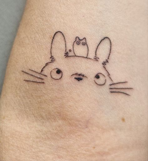 Studio Ghibli Tattoos Small Calcifer, Studio Ghibli Tattoo Calcifer, Anime Simple Tattoo Ideas, Small Totoro Tattoo, Subtle One Piece Tattoo, Studio Gibhili Tatoos, Totoro Tattoo Design, Keroppi Tattoo, Mini Anime Tattoos