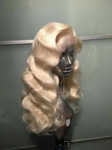 @toospoiled shared by $East Atlanta Santa$ on We Heart It Bob Lace Front Wigs, Wig Ideas, Mannequin Head, Human Virgin Hair, فستان سهرة, Lace Hair, Long Blonde, Long Wigs, Long Blonde Hair