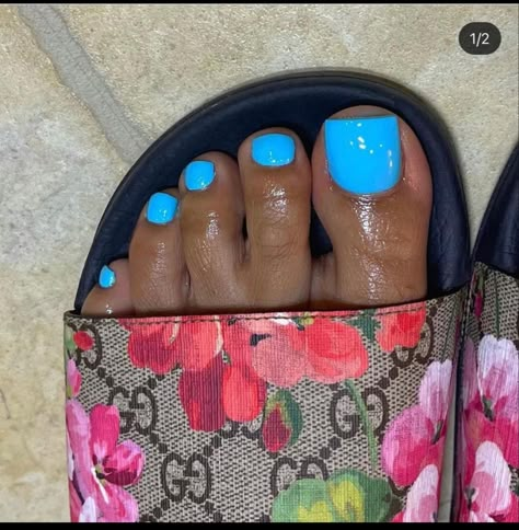 Cute Toes Nails, Baddie Toe Nails, Baddie Essentials, Blue Toe Nails, Nails Board, Nail Laquer, Gel Toe Nails, Baby Blue Nails, Acrylic Toes