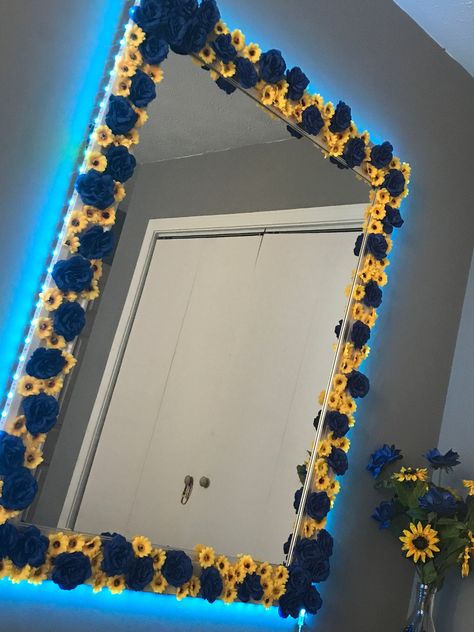 "Customized floral 27\"x30\" wall mirror. Please specify color and flower style." Mirror Wall Decor With Flowers, Stickers On Mirror, Flowers On Mirror, Decorated Mirror Diy, Color Room Decor, Flower Mirror Diy, Diy Mirror Frame Ideas, Mirror On Wall, Mirror Decorating Ideas