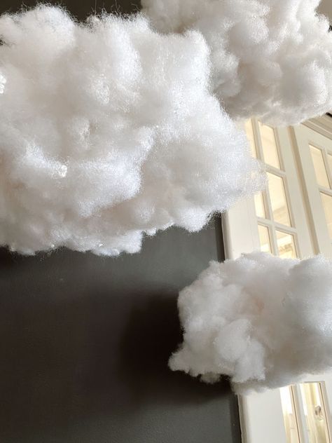 DIY clouds Bluey Theme Bedroom, Cotton Clouds Diy, Pumpkin Spray Paint, Clouds Party, Cloud Baby Shower Theme, Cloud Decor, Dance 2023, Cloud Party, How To Make Clouds