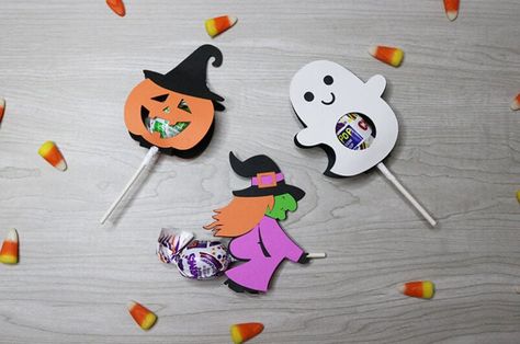 Ghost Lollipop Holder, Halloween Candy Holder Svg, Cricut Halloween Lollipop Holder, Cricut Halloween Treats, Halloween Sucker Holder, Halloween Lollipop Holders Svg Free, Halloween Sucker Ideas, Lollipop Holder Template Free Printable, Candy Holder Svg Free