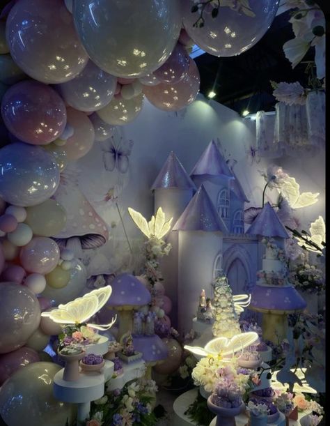 Sweet 16 Themes Fairytale, Xv Ideas, Fairy Theme Party, Sweet Sixteen Birthday Party Ideas, Sweet 16 Themes, Fairytale Decor, Fairytale Party, Sweet 16 Decorations, Succulent Garden Design