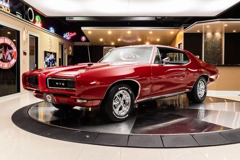 Vanguard Motor Sales, Pontiac Muscle Cars, Old Muscle Cars Hot Rods, 68 Gto, Mod Cars, Car Learning, Car Stunt, 1968 Pontiac Gto, Pontiac Gto For Sale