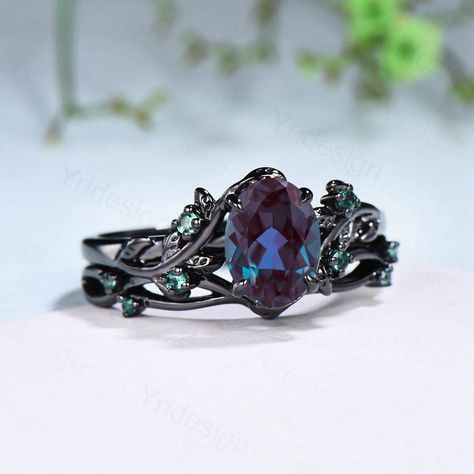 Unique black gold alexandrite ring set Nature Inspired twig leaf engagement ring vintage cluster emerald Leaf wedding ring set for women Main stone can be replaced with other stones: Moss agate: https://www.etsy.com/listing/1584977154/unique-black-gold-moss-agate-ring-set?click_key=8541e22618486ab6662cef85f0f5200e131ff487%3A1584977154&click_sum=2c6f9a09&ref=shop_home_active_1&pro=1&frs=1 ≫≫ Item Details  Make every ring to order, all rings are handmade in the United States.  Metal: Solid 10K & 1 Non Traditional Wedding Rings Engagement, Gothic Proposal, Vintage Alexandrite Ring, Black Alexandrite Ring, Alexandrite And Emerald Ring, Alexandrite Ring Dark Band, Leaf Wedding Ring Set, Nature Inspired Wedding Ring Alexandrite, Leaf Wedding Ring