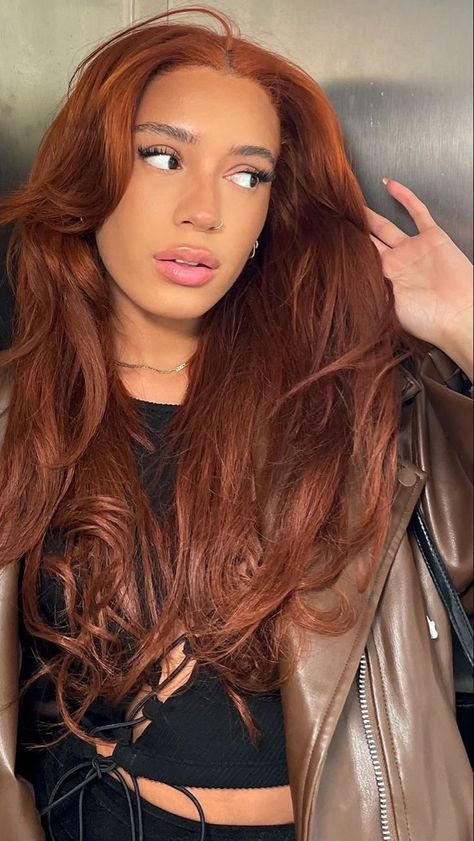 Warm Hair Color, Red Hair Inspo, Ginger Hair Color, Hairstyle Trends, Hair Color Auburn, Winter Hair Color, Haircuts Straight Hair, Hair Inspiration Color, Orange Hair