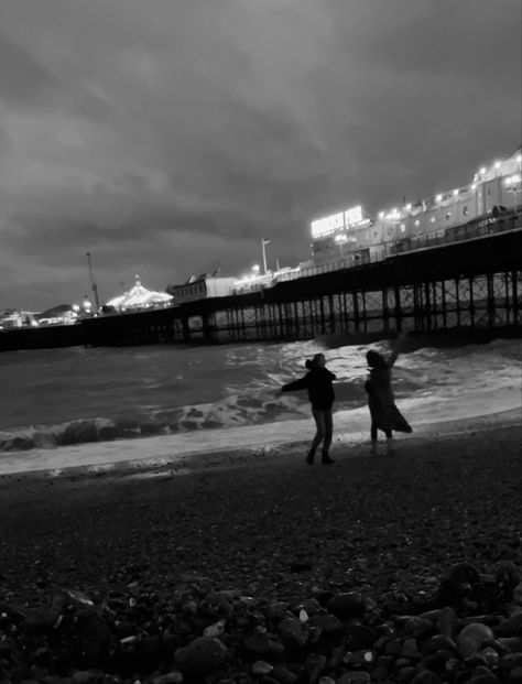 Brighton Palace Pier, Brighton Beach Uk, Alevel Photography, Brighton Photography, Brighton City, Girls On The Beach, Brighton Pier, Trip Aesthetic, Uk Beaches