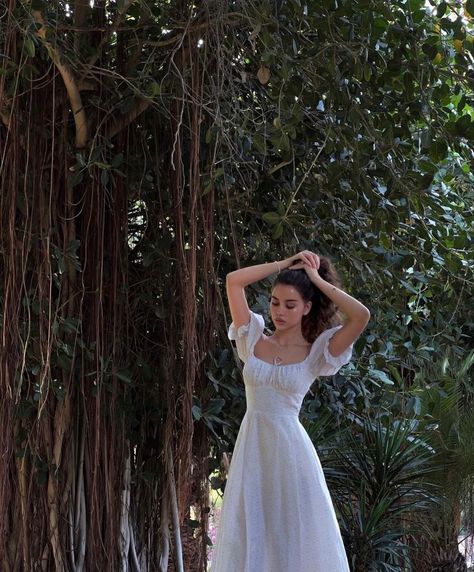 White Summer Dress Photoshoot, Cottage Dress White, Milk Maid Dress Aesthetic, Summer Dress Photos, Country Side Aesthetic Outfits, Aesthetic Dress Pictures, Milkmade Dress Outfit, Sundress Photoshoot Picture Ideas, Spring Dress Photoshoot