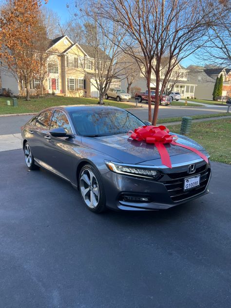 Grey Honda Accord, 2019 Honda Accord Sport, Honda Accord 2023, Honda Sports Car, Luxury Life Aesthetic, Car Dump, Best Cars For Teens, Black Honda, Honda Accord Sport