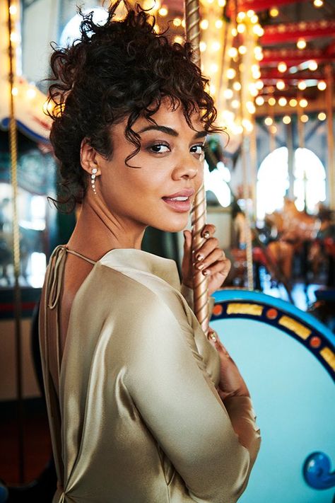 tessa thompson Thor ragnorok, Dear White People (movie), girlfriend of the Queen Janelle Monae Pisces Moon, Tessa Thompson, Men In Black, Female Face, Marvel Women, Character Inspo, American Beauty, Girl Crushes, Hollywood Glamour