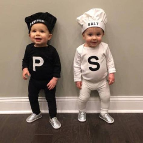 Halloween Costumes For Twins, Costumes For Twins, Halloween Costume Couple, Sibling Halloween Costumes, Twin Costumes, Infant Halloween, Halloween Costumes Kids Boys, Meme Costume, Halloween Costum