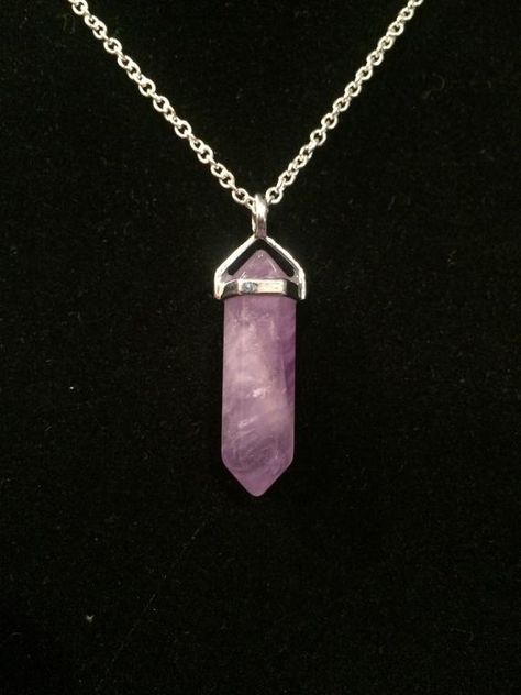 Amethyst Properties, Amethyst Point, Snake Jewelry, Healing Necklace, Les Chakras, Necklace Crystal, Amethyst Necklace, Amethyst Pendant, Silver Gifts