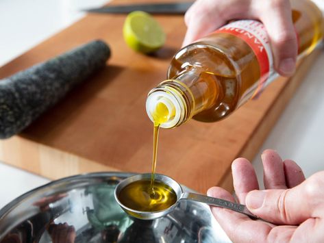 A foolproof method for getting rid of bitterness in emulsions made with extra-virgin olive oil and mustard oil without sacrificing flavor. Mustard Plant, Yellow Mustard Seeds, Cucumber Recipes Salad, Lemon Vinaigrette, Mustard Oil, Brown Mustard, Edible Oil, Vegetable Stir Fry, Serious Eats