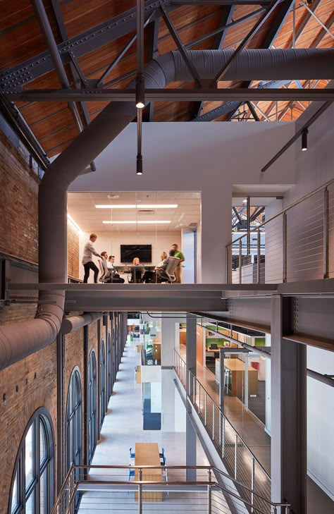 Gorgeous renovation turns old steam factory into modern office space - Curbed Plan Garage, Factory Interior, Architecture Renovation, Commercial And Office Architecture, Factory Architecture, Renovation Architecture, Brutalist Buildings, Modern Office Space, Office Architecture