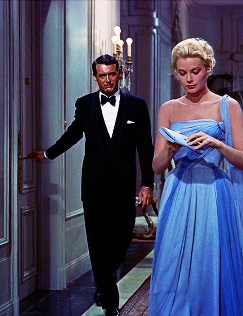 Cary Grant and Grace Kelly in "To Catch a Thief" (Hitchcock) Grace Kelly Style, Hitchcock Film, To Catch A Thief, Isabelle Adjani, Princess Grace Kelly, Isabelle Huppert, I Love Cinema, Classic Movie Stars, Cary Grant