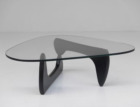 For sale: Coffee table by Isamu Noguchi for Herman Miller, 1960s Herman Miller Noguchi Table, Isamu Noguchi Table, Herman Miller Coffee Table, Famous Furniture Designers, Eames Coffee Table, Noguchi Table, Modern Retro Furniture, Noguchi Coffee Table, 1960s Furniture