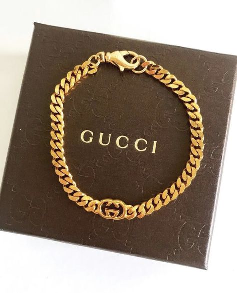 Gucci Bracelet, Gucci Jewelry, Dope Jewelry, Girly Jewelry, Jewelry Inspo, Luxury Accessories, Jewelry Bags, Piercing Jewelry, Cute Jewelry