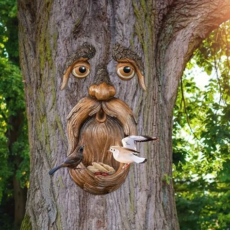 Varázsolja kertjét ezzel a Creative Tree Monster - Temu Hungary Painted Birdhouses, Unique Bird Feeders, Tree Monster, Old Man Face, Easter Outdoor, Garden Areas, Flower Pot Art, Wild Bird Feeders, Tree Faces