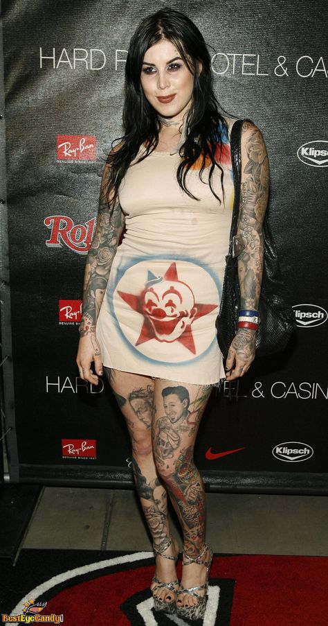 Celebrity Tattoo Artist: Ms. Katherine "Kat Von D" Drachenberg ...XoXo Kat Von D Style, Kat Von D Tattoos, Famous Tattoo Artists, Outfits 2000s, Pin Up Tattoos, Tattoed Girls, Celebrity Tattoos, Kat Von, Kat Von D