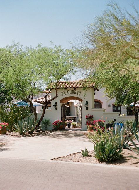 El Chorro Wedding Arizona, Scottsdale Wedding Venues, Wedding In Arizona, Arizona Wedding Venues, Southwest Wedding, Scottsdale Wedding, Spring Wedding Inspiration, Wedding Company, Flower Studio