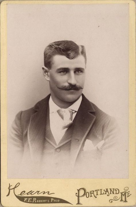 40 Vintage Portraits of Extremely Handsome Victorian Men With Mustache ~ vintage everyday Thornbridge Manor, Period Portraits, Edwardian Men, Vintage Beard, Handlebar Mustache, Victorian Men, Victorian Gentleman, Victorian Man, Mustache Men