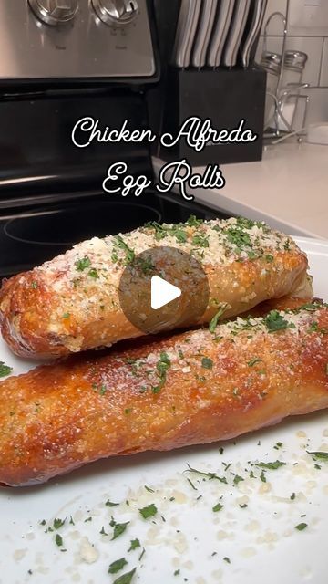 1M views · 88K likes | LaKisha Cooks 4u 🧑🏽‍🍳🤤 on Instagram: "Would you try these Chicken Alfredo Egg Rolls? 🧑🏽‍🍳🔥 I popped these in the air fryer for 8 mins on 375 degrees.  • #spaghetti #eggrolls #takeout #food #foodie #dinner #snack #fyp #explore #shaderoom #newsong #atlfoodie #houstonfoodie #springbreak #dumptruck #chicken #chickenalfredo #chickenwings #pasta" Chicken Alfredo Rolls, Taco Egg Rolls, Italian Eggs, Houston Foodie, Seafood Dish Recipes, Chicken Egg Rolls, Takeout Food, Egg Roll Recipes, Stuffed Shells Recipe