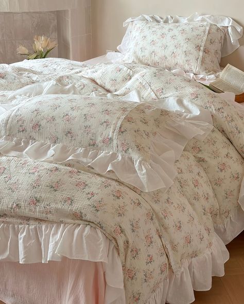 Ruffle Coquette Floral Duvet Cover 4pcs Set, Double Gauze Soft Cotton Cottagecore Country Style Bedding - Etsy Cottagecore Bedroom, Stylish Bedding, Reversible Bedding, Bed Sheet Sizes, Pink Floral Design, Ruffle Bedding, Floral Duvet Cover, Fitted Bed Sheets, Stylish Beds