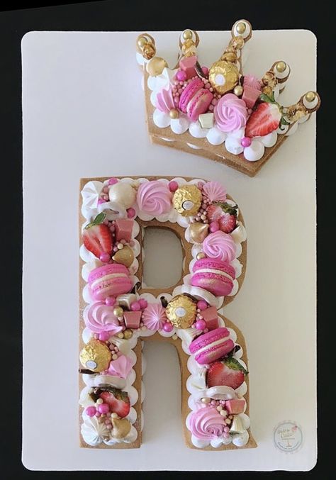 Pastel Wall Collage, Pink Aesthetic Room Decor, Pink Aesthetic Room, Alphabet Cake, Number Birthday Cakes, Cake Lettering, Wrapped Presents, Elegant Birthday Cakes, Gift Wrapping Ideas