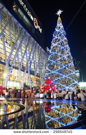 Thailand Christmas, Mall Building, Bangkok Hotels, Bangkok Airport, Bangkok Street Food, Bangkok Skyline, Thailand Tourist, Bangkok Street, Things To Do In Bangkok