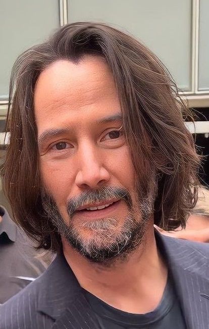 Keanu Reeves Selfie, You Are The Father, Keanu Reeves Family, Apple Store Gift Card, Keanu Reeves Life, Arch Motorcycle Company, Red Rose Wedding, Ill Always Love You, Special K