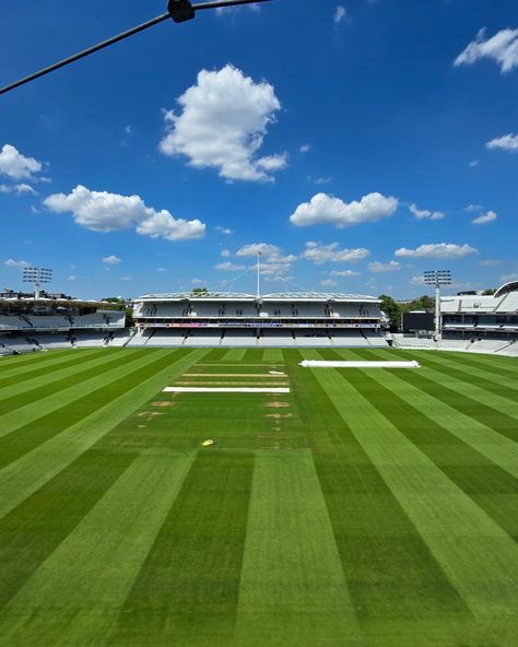 Lord's Cricket Ground 🏏 London 🇬🇧 . . . . #cricket #england #lords #stadium #london #UK Lords Stadium, Lords Cricket Ground, Cricket England, Cricket Stadium, England Cricket, Cricket Ground, Virat Kohli Instagram, Virat Kohli, July 25