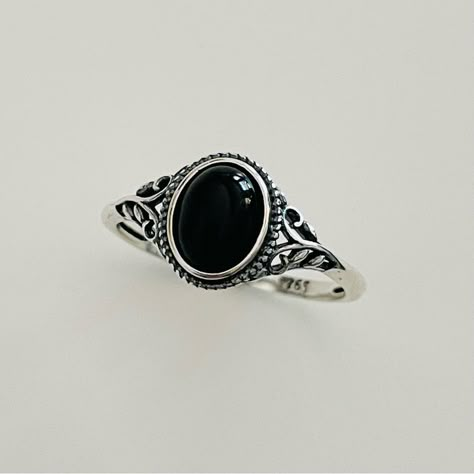 Sterling Silver Solitaire Black Agate Ring With Swirly, Silver Ring, Wedding Ring, Onyx Ring, 925 Stamped, Great Gift For Any Occasion Can Be Worn Multiple Fingers, Midi Ring Black Agate Offers You Prosperity, A Victory For Athletes And Courage. As A Talisman, Black Agate Is Used To Promote Courage And Self-Confidence. Perfect Gift Idea For Birthday, Anniversaries, Engagement, Graduations, Bridesmaid, Oct Birthstone, Mother’s Day, Valentine’s Day, Promise, Good For Any Occasion. Note: Due To The Black Obsidian Ring, Black Agate Ring, Silver Ring Wedding, Obsidian Ring, Onyx Engagement Ring, Midi Ring, Black Onyx Ring, Agate Ring, Black Agate