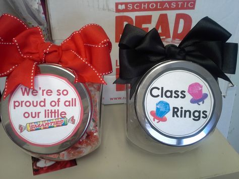 PreK Graduation Candy Jars Prek Prom, Candy Medals, Preschool Graduation Speech, Graduation Speech Ideas, Prek Graduation Ideas, Pre K Graduation Ideas, Preschool Graduation Ideas, Vpk Graduation, Preschool Graduation Gifts