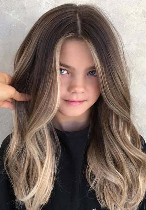 Graceful Long Hairstyle for Teenage Girls in 2019 Teen Hair Colors, Teen Haircuts, Trendy We Fryzurach, Teenage Hairstyles, Girl Haircut, Kids Hair Cuts, Girl Haircuts