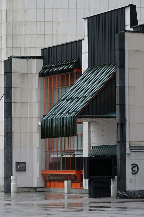 (5) Tumblr Retail Facade, Ljubljana Slovenia, Brutalist Architecture, Architecture Exterior, Facade Architecture, Futurism, Brutalism, Facade Design, Cafe Design