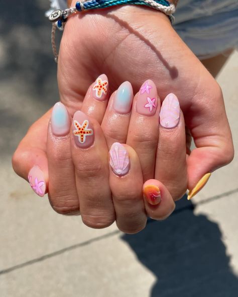 nails by addy Hawaiin Nails Ideas, Practice Nails, Mail Inspo, Hawaii Nails, Teen Nails, Spring Break Nails, Broken Nails, Aesthetic Nails, Summery Nails