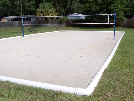 Diy Sand Volleyball Court, Volleyball Court Backyard, Backyard Volleyball, Volleyball Essentials, Volleyball Workout, Outdoor Volleyball, Volleyball Aesthetic, Backyard Court, Court Pictures