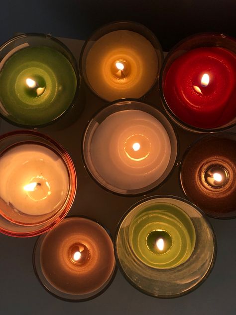 Warm Candles, Warm Candle, Candle Drawing, Arte Aesthetic, Candle Obsession, Bath Body Works Candles, Art Animation, Candle Aesthetic, Homemade Holiday