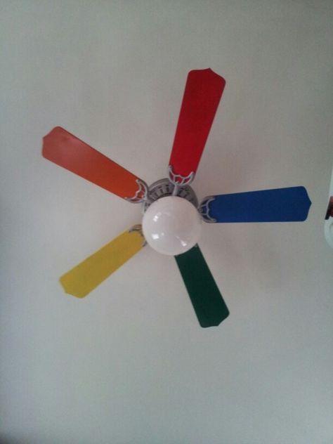 Rainbow ceiling fan. Rainbow Ceiling Fan, Rainbow Ceiling, Fan Makeover, Art Projects Painting, Vintage Ceiling Fans, Girls Room Paint, Ceiling Fan Makeover, Vintage Home Office, Small Lamp Shades