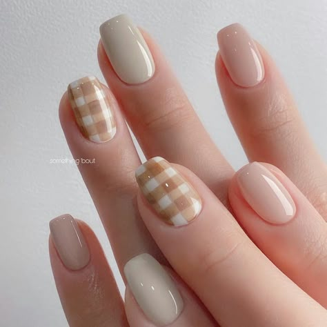 Uñas Aesthetic, Korean Nail, Beauty Hacks Nails, Hello Nails, Cute Simple Nails, Plaid Nails, Girly Acrylic Nails, Really Cute Nails, Aesthetic Nails