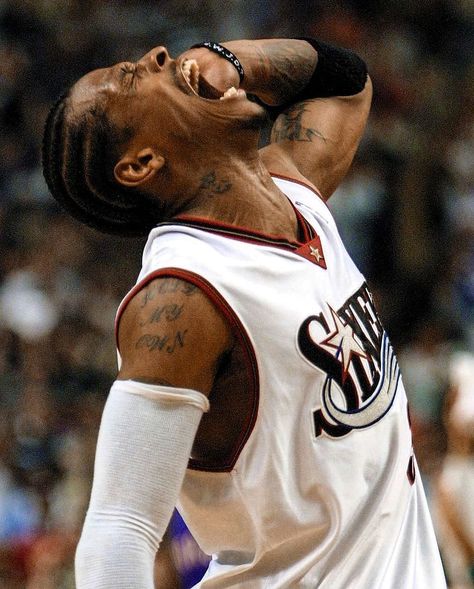 Allen Iverson Wallpapers, Allen Iverson The Answer, Nba Basket, Michael Jordan Pictures, Ball Aesthetic, I Love Basketball, Basketball Photos, Shooting Guard, Basketball Photography