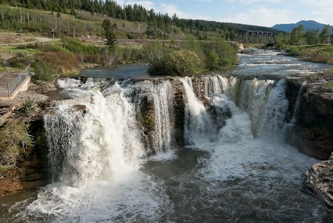 canadian waterfalls | Lundbreck Falls, Alberta, Canada - Pentax User Photo Gallery Lundbreck Falls, Canada Photos, Water Falls, Alberta Canada, Rocky, Photo Gallery, Travel Tips, Photo Galleries, Water