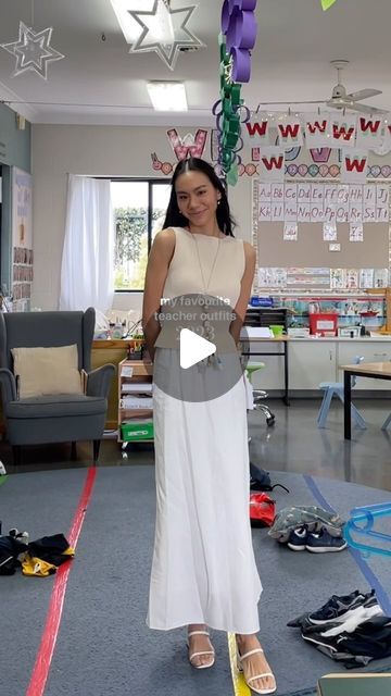 64K likes, 285 comments - prepwithpammy on January 11, 2024: "a little late to the game but here are some of my favourite teacher outfits from 2023! follow along for more in 2024 ☁️✨💌 #teachersofinstagram #teacherlife #teachingideas #teachingresources #teachersfollowteachers #prep #primaryteacher #australia #smallbusiness #classroominspiration #classroomideas #classroomsetup #classroommakeover #classroomdecor #earlyyears #classroominspo #teacher #ootd #teacheroutfit #teacherootd #outfitoftheda Teacher Ootd, Favourite Teacher, Primary Teacher, Classroom Makeover, My Favourite Teacher, Primary Teachers, Teacher Outfit, Classroom Setup, Classroom Inspiration