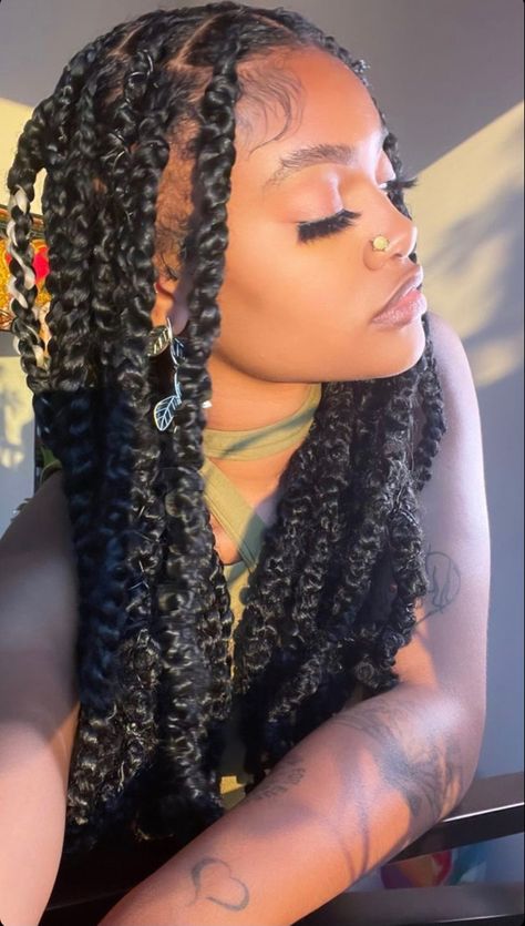 Passion Braids For Black Women, Tropical Braids, Cute Protective Styles, Braids Thick, Passion Braids, Hair Stages, Latest Hair Braids, Chunky Braids, Pretty Braids