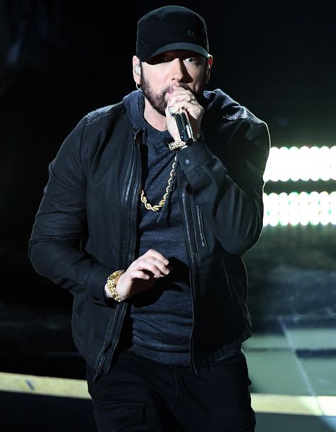 Eminem Makes Surprise Oscars Appearance to Perform 'Lose Yourself': 'Sorry it Took Me 18 Years' Oscars 2020, Black Cotton Jacket, Trinidad James, Ace Hood, 8 Mile, Eminem Rap, Eminem Slim Shady, Mrs Carter, Marshall Mathers