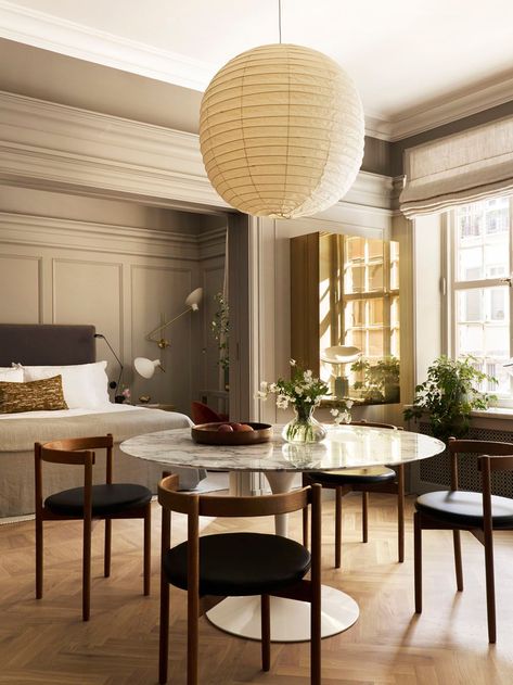 Ett Hem - 1910 residence turned Stockholm Sweden boutique hotel with interiors designed by Ilse Crawford. #stockholmstyle #stockholmhotel #ilsecrawford Jean Louis Deniot, Vincenzo De Cotiis, Ett Hem, John Pawson, Small Luxury Hotels, Hotel Building, Living Room Lounge, Relaxation Room, Luxury Boutique Hotel