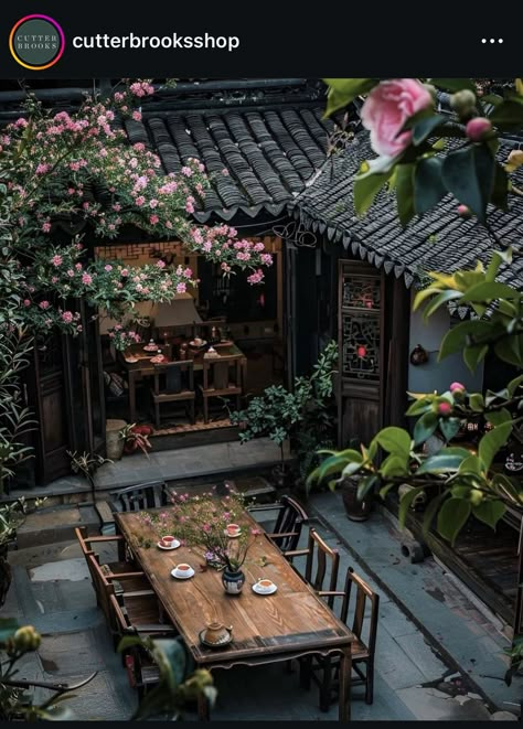 Chinese Tea Room, Traditional Chinese House, Old World Elegance, Asian House, Chinese Interior, Chinese House, Asian Architecture, Interiors Dream, House Outside Design