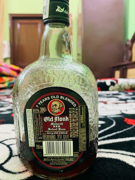 Old Monk Snap, Old Monk Rum, Daaru Party Pic, Photo Video App, Attitude Video, Liqueur Drinks, Old Monk, Iphone Wallpaper Texture, Ktm Rc